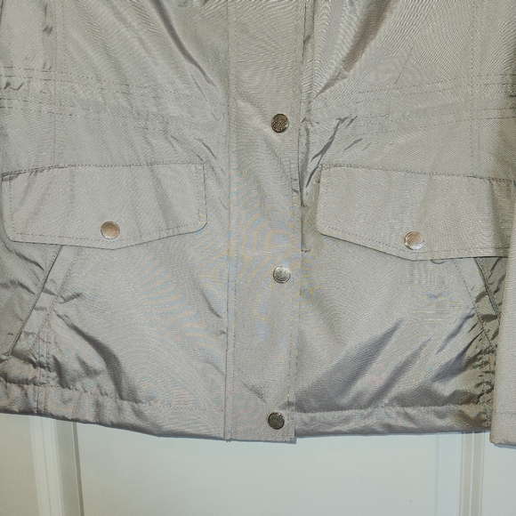 Cole Haan Packable Rain Jacket Size S/P Light Gray Zip Front With Snap Closure - Picture 5 of 15